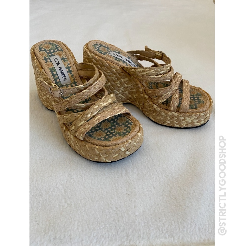 Y2K Steve Madden Riddle sunflower platforms